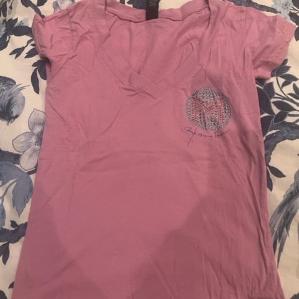 Madonna 2006 Confessions Tour Pink Short Sleeve Pink V-Neck Shirt Small